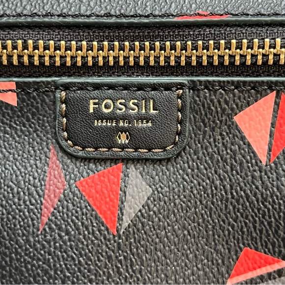 Fossil Crossbody Abstract Triangle Geometric Purse Key Charm Black Faux Leather - Picture 3 of 11